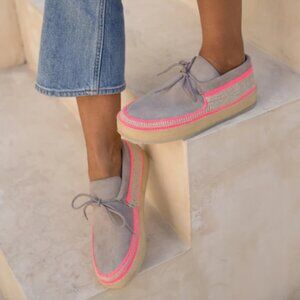 NEW - Laidback London Komo Crochet Moccasin Fossil Neon Pink